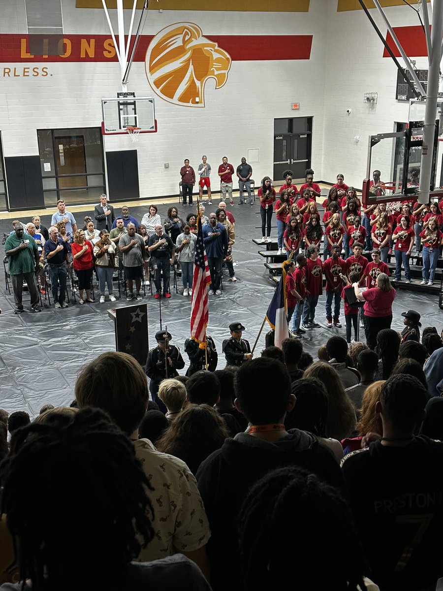 McKinzey Middle School (@mckinzeymiddle) on Twitter photo CMMS celebrates our veterans! We are so thankful for their service to our country. <a href="/mansfieldisd/">Mansfield ISD</a> CMMS celebrates our veterans! We are so thankful for their service to our country. <a href="/mansfieldisd/">Mansfield ISD</a>