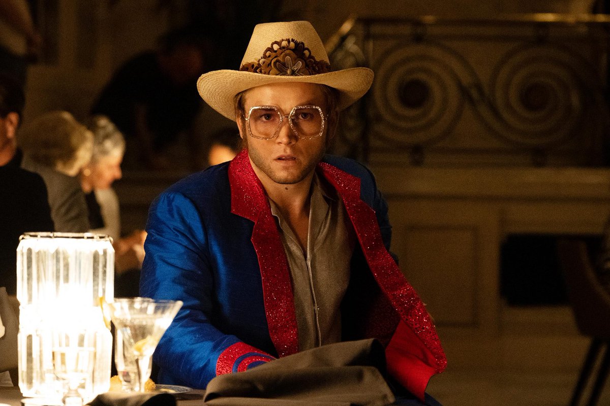 FilmUpdates's tweet photo. Happy birthday to Taron Egerton! https://t.co/vUCIlcCZwR