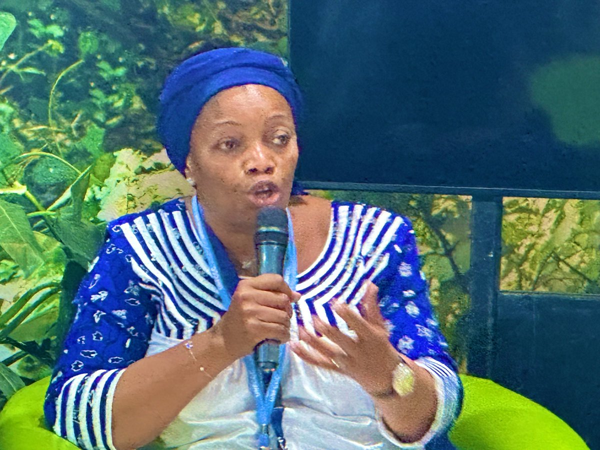 Evebazaiba's tweet photo. #COP27 : Appels d’offre pétroliers et gaziers, conciliation avec la protection de l’environnement et le développement durable, des questions évoquées au cours du side event au pavillon de la RDC avec @RFN_RDCongo . https://t.co/a6OzeGEQjQ