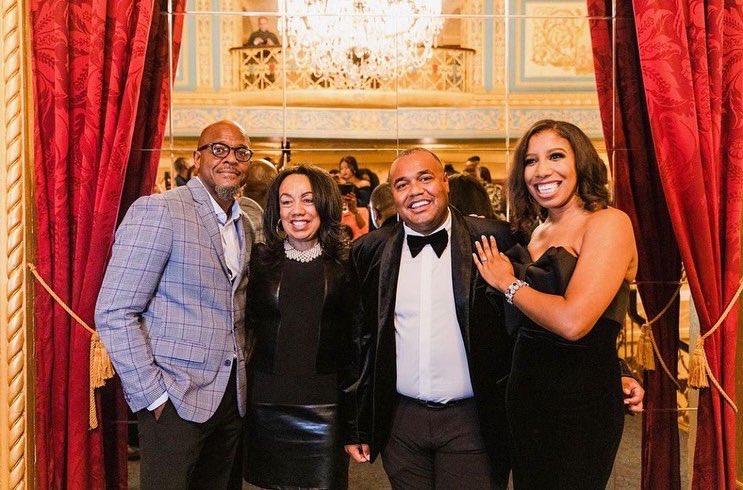 DexterCMason's tweet photo. Our Village is UNMATCHED. 🙏🏽

Major S/O to our incredible parents, siblings, family &amp; friends who made this special moment possible.

From LA, NYC, Cleveland, Chicago, Miami, D.C., &amp; Atlanta, your constant love, unwavering support &amp; continued prayers were felt. 

📸: @supercyrusb https://t.co/Nkifs5bj4h