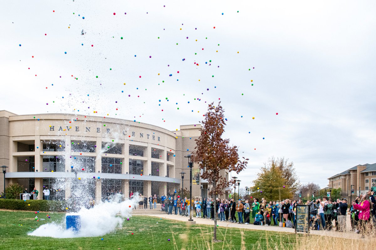 MissouriSandT's tweet photo. It doesn't get any better than sharing our love for STEM with 900 Kindergarten through grade 12 students. 🧪🔬 Thank you to all the schools that participated in National STEM Day. https://t.co/FhoqRs76MU