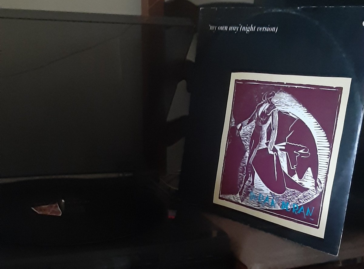 rockmojo11's tweet image. Hi @duranduran @AndyTaylorLives 
Shake that dotie groove thaaag...
#DuranDuran #MyOwnWay #NightVersion
youtu.be/fI0rLoj3_G0