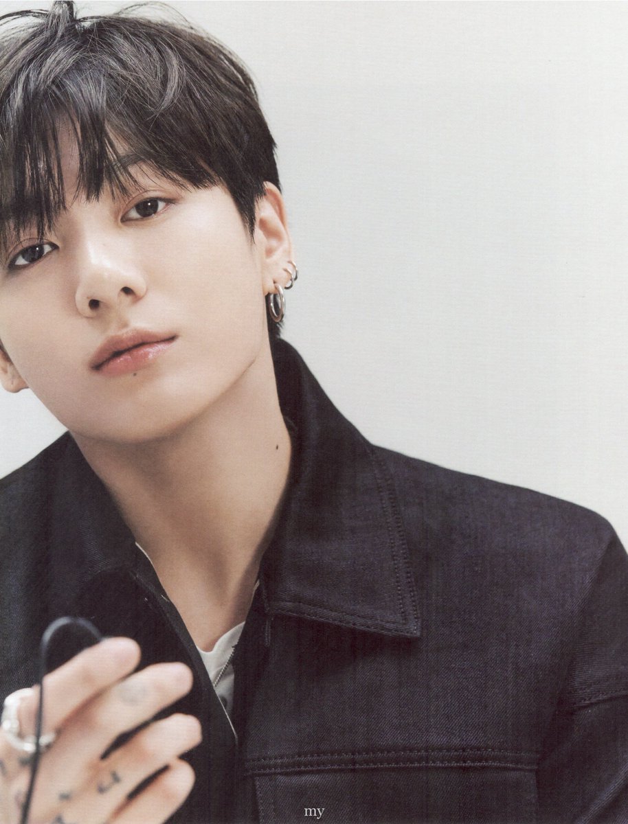 myonejk's tweet photo. 8 Photo-Folio Us, Ourselves, and BTS "WE" #정국 #JUNGKOOK https://t.co/1OEuERkNST