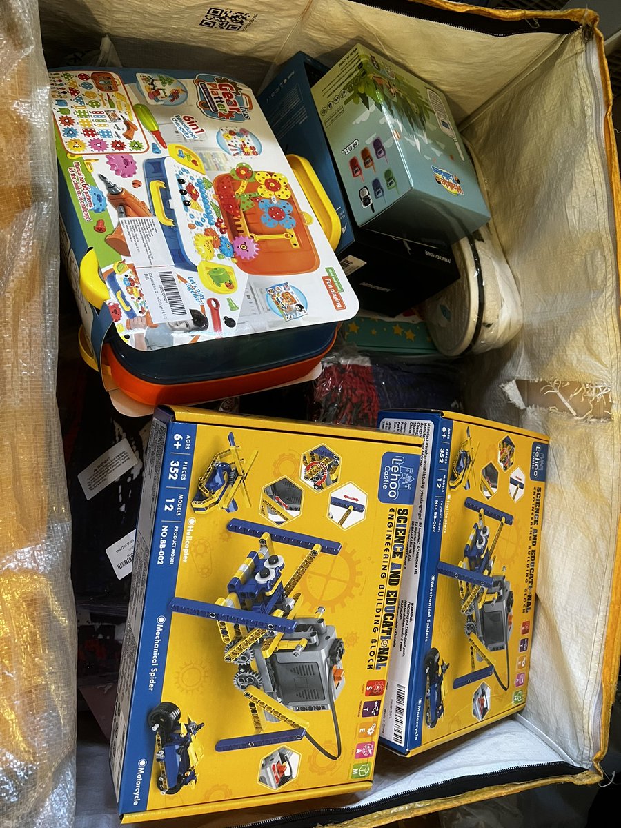 Ernie (@urnnv) on Twitter photo Getting totes ready to donate for Christmas! About to go incredibly hard this year for people trying to recover in my area from floods. 1 month of running <a href="/FreebiesFrozen/">Frozen Freebies</a> on <a href="/ArsonServers/">Arson Servers LLC</a> Getting totes ready to donate for Christmas! About to go incredibly hard this year for people trying to recover in my area from floods. 1 month of running <a href="/FreebiesFrozen/">Frozen Freebies</a> on <a href="/ArsonServers/">Arson Servers LLC</a>