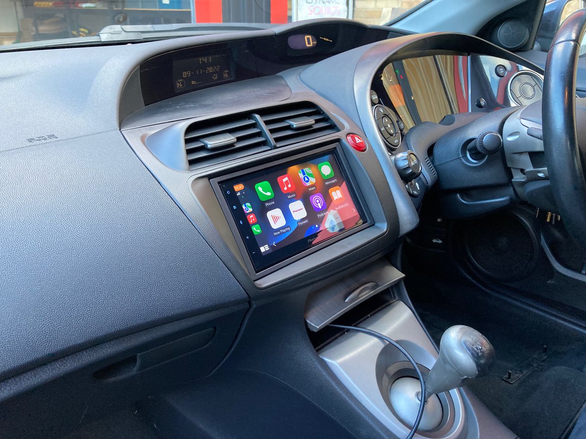 dynamic_audio's tweet photo. Honda Civic 2006 model upgraded with Pioneer SPH-DA160DAB CarPlay/ Android Auto stereo and we used the CTKHD01 fitting kit to complete the installation.

@Honda_UK @PioneerUK @Connects2 https://t.co/qtCN8IwcIE