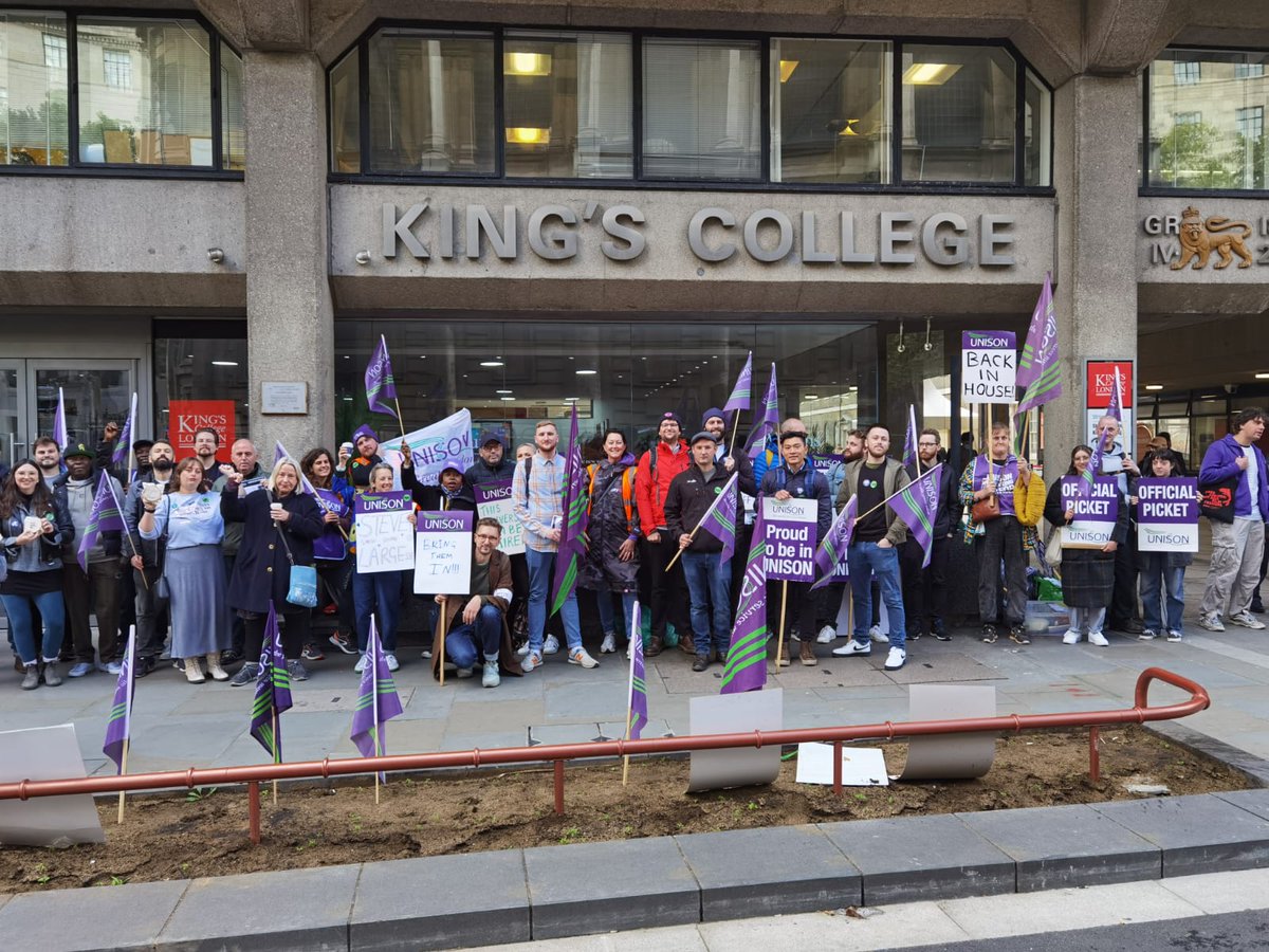 KCLUnison's tweet photo. 🚨🚨We are joining 
@KCL_UCU
 on strike on: 

Thursday 24 + Friday 25 November

Our members are facing a real terms pay cut from university employers with worsening conditions.

Now is the time to stand together.

See you on the picket line!✊✊✊ #wereworthmore https://t.co/LuUBRuEDZv
