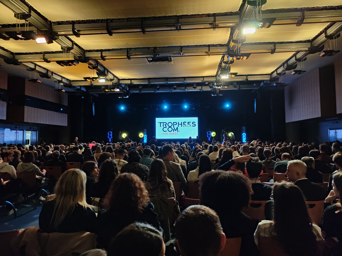 IUCT Oncopole (@iuctoncopole) on Twitter photo Et le gagnant est…
« Le chemin d’émilie » produite par <a href="/Pinkanova/">Pinkanova</a> reçoit un nouveau prix😍
Nous avons été coup de cœur du jury des <a href="/TropheesCom/">Trophées de la Com Sud-Ouest</a> Sud-ouest.
1 an après son lancement et une nouvelle saison cette année, les résultats ont plus que dépassé nos attentes.
#Tropheescom Et le gagnant est…
« Le chemin d’émilie » produite par <a href="/Pinkanova/">Pinkanova</a> reçoit un nouveau prix😍
Nous avons été coup de cœur du jury des <a href="/TropheesCom/">Trophées de la Com Sud-Ouest</a> Sud-ouest.
1 an après son lancement et une nouvelle saison cette année, les résultats ont plus que dépassé nos attentes.
#Tropheescom
