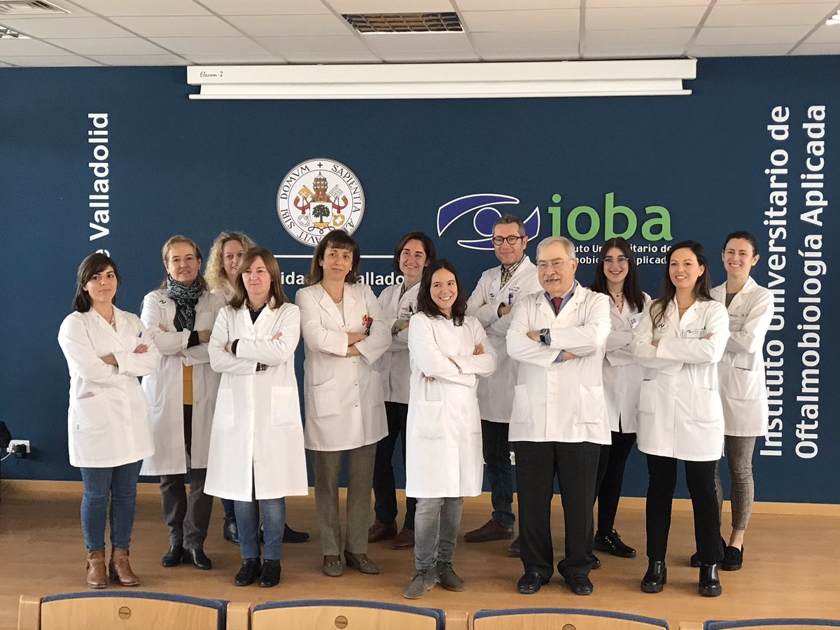 jcpastorj's tweet photo. #IOBA_UVa #VisionRD Con un equipazo asi, si hay que comerse el mundo nos lo comemos. Pero lo mejor es seguir trabajando para que nuestros jóvenes valores tengan un futuro mejor y que solo dependa de ellos mismos. Y que salgan fuera a formarse que no es lo mismo que salir huyendo https://t.co/HX9dEJbrIh