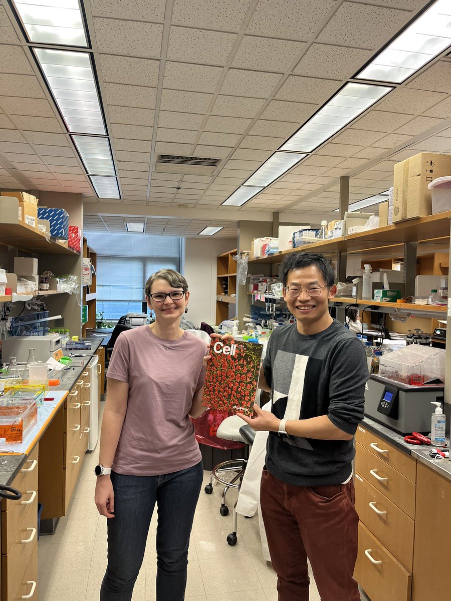 Chiu Lab (@isaacchiulab) on Twitter photo Hard work pays off! 🧪 🧫 📚
Congrats again <a href="/DapingYang88/">Daping Yang</a> Amanda Jacobson, <a href="/KimMeerschaert/">Kimberly Meerschaert</a> <a href="/Liwen_Deng811/">Liwen Deng</a> and others! Hard work pays off! 🧪 🧫 📚
Congrats again <a href="/DapingYang88/">Daping Yang</a> Amanda Jacobson, <a href="/KimMeerschaert/">Kimberly Meerschaert</a> <a href="/Liwen_Deng811/">Liwen Deng</a> and others!