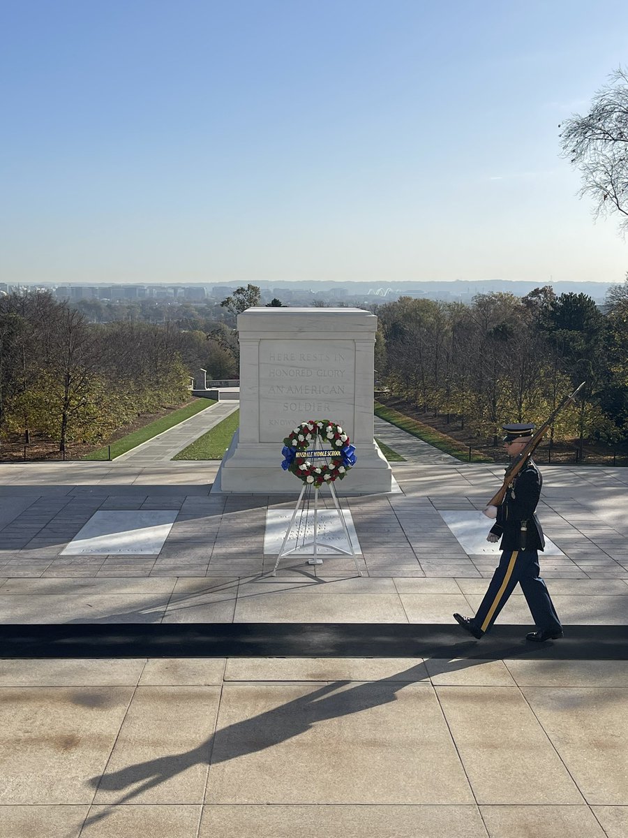 cory_burke4's tweet photo. In DC with my 8th graders. Saw the Arlington National cemetery and the changing of the guard at the tomb of the unknown soldier, a special wreath laying ceremony presented by students at HMS, as well as a welcoming of an honor flight with veterans who served our country. Amazing! https://t.co/fcbSRh1ATf