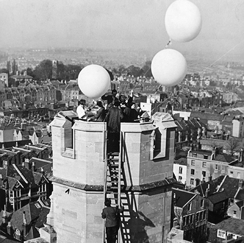 ihr_history's tweet image. One week to go until #HistDay22! We're excited to be joined by 40+ other organisations in showcasing parts of our collections that relate to the theme 'Human Discovery: Experiencing Science'.

Sign up here: bit.ly/3DUkchd