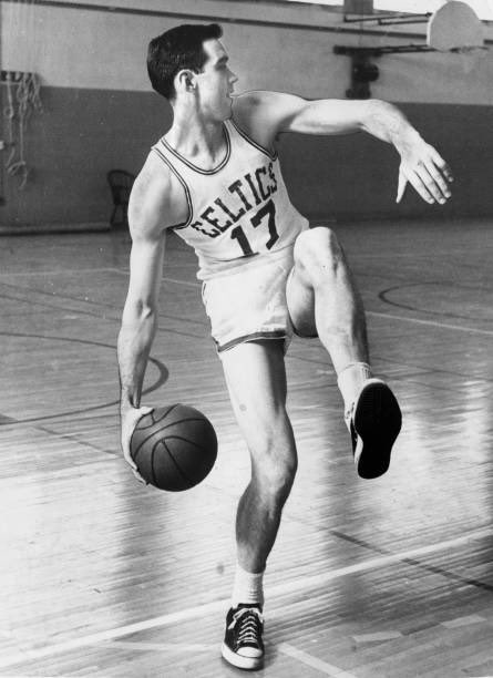 Good morning everybody ! Have a nice day all, and Happy birthday in heaven Long Gene Conley 
