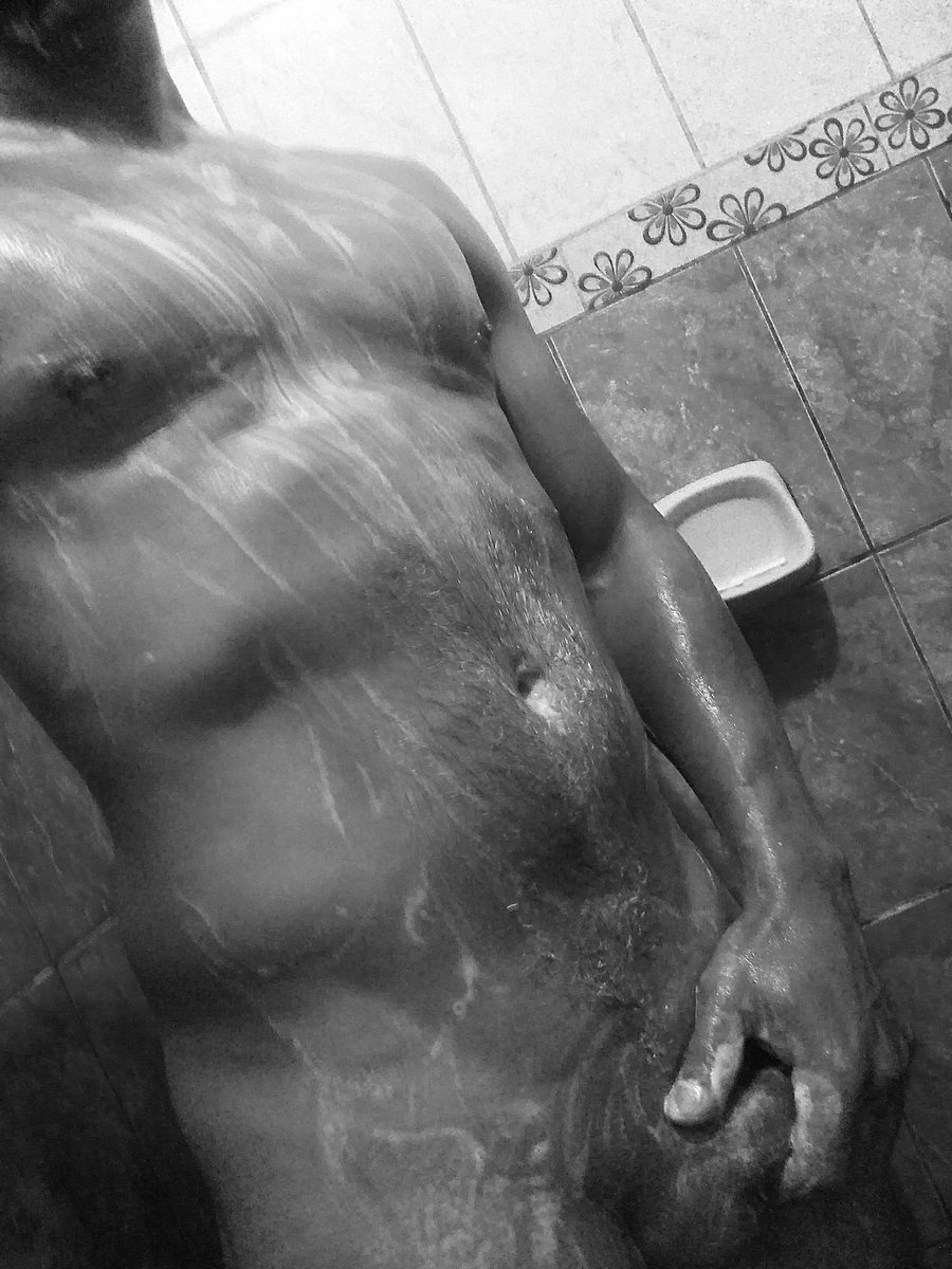 HeberthMogollon's tweet photo. #baño #mañanero #ardió #pies #teet #fetiche #piura #limq https://t.co/76GTZeRBGt