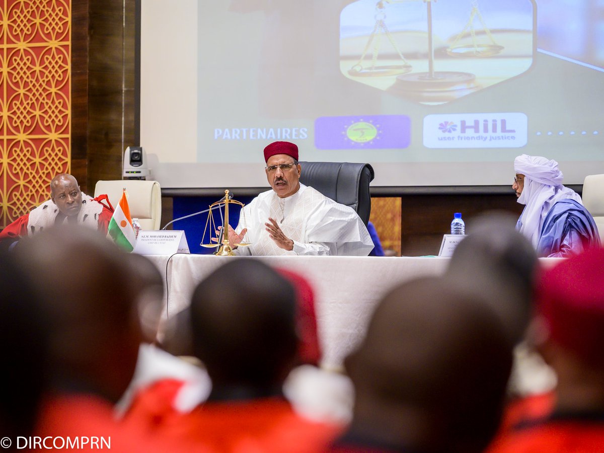 L'intégralité de mon Discours prononcé lors de la cérémonie solennelle de la Rentrée Judiciaire. 
#MB
👇🏾👇🏾👇🏾👇🏾
fb.watch/gITPhwkz2C/