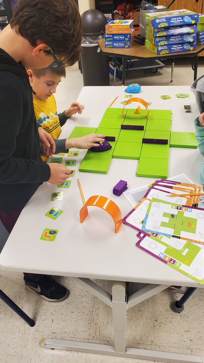 Scout_161's tweet image. Trail students are collaborating with #CodeandGo Robot Mice to help them get through different mazes and get the cheese! #ScoutsTrailblazers