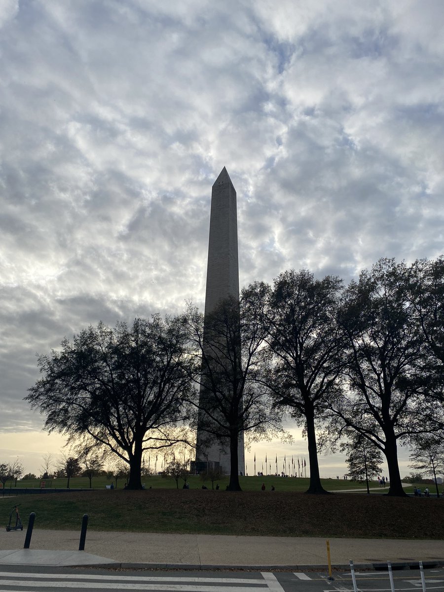 CoachSinawi's tweet photo. Bus 2 at American History Museum &amp; made a quick trip to the Washington Monument! So. Much. History!!! #novidc22 @Mr_Beltran_NMS @bobbiemurph @MBarnauskas https://t.co/VYKrupwOK1