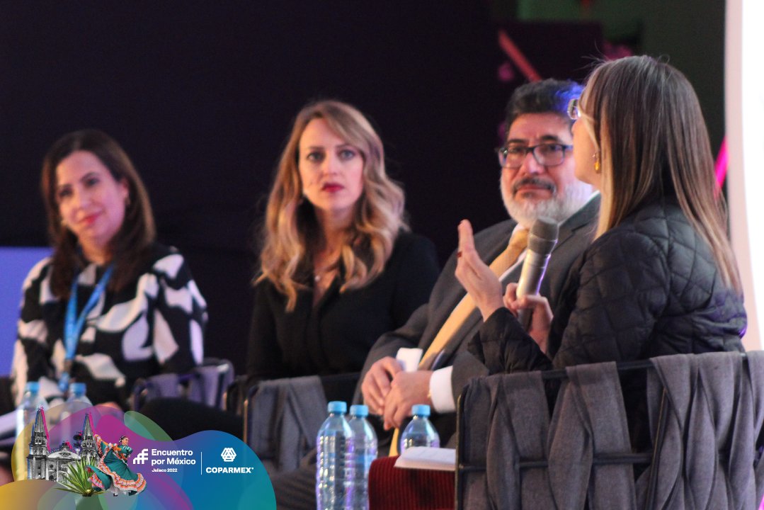 🔵#Conferencia: ¡Todos a la escuela, todos aprendemos, todos convivamos! Una educación de calidad para todos.

Impartida por <a href="/pauamozurrutia/">Paulina Amozurrutia</a>, David Calderón Martín, <a href="/MaraRoblesV/">Mara Robles</a>, con la moderación de <a href="/MichLydiaNV/">Lydia NV</a>. 

¡Trabajemos todas y todos por por el tema de la educación! 📚