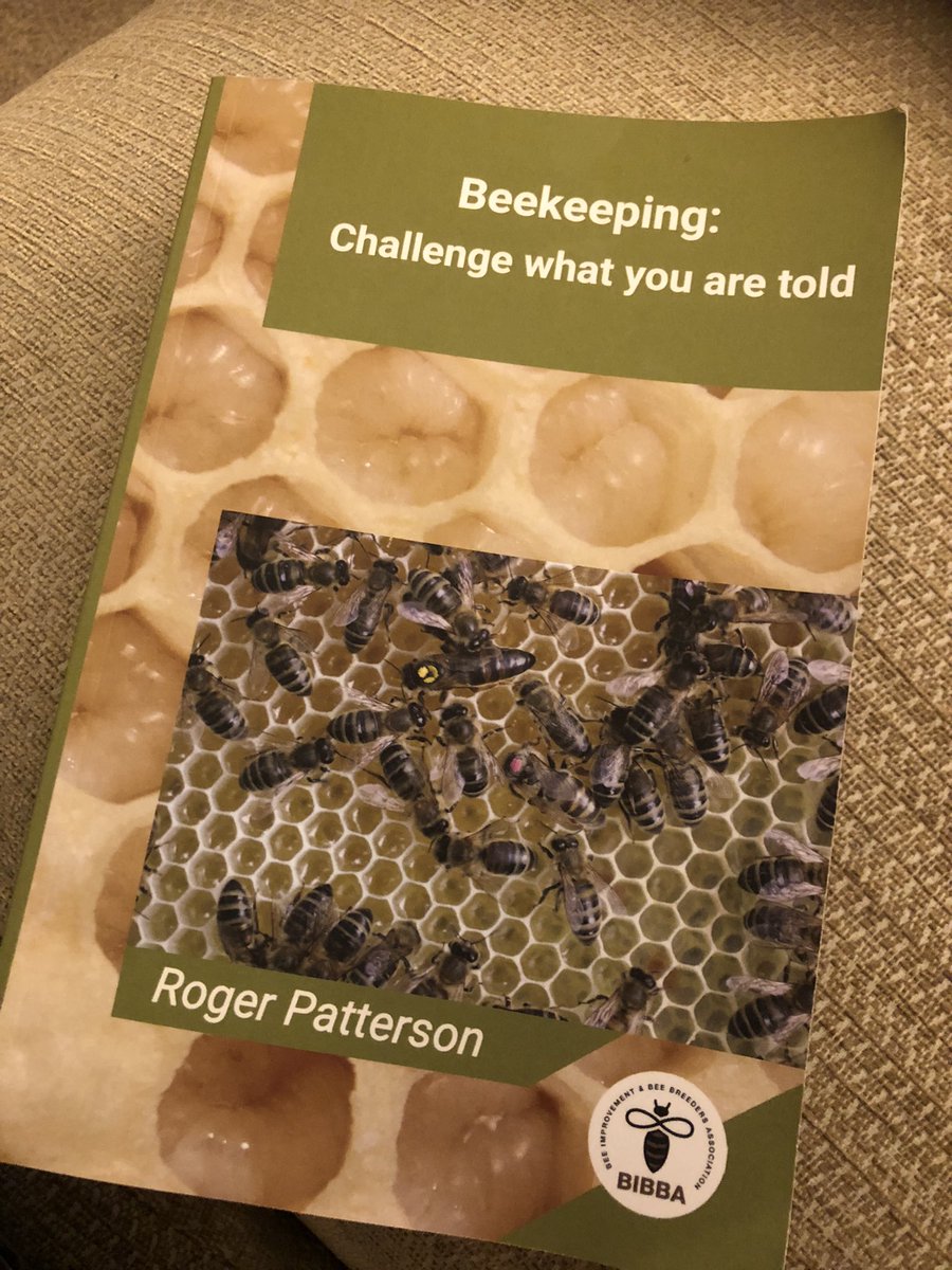 Joon123's tweet image. #beekeepershour @BeekeepersHour I’ve just started this. (Went to his talk at the national honey show).#beginnerbeekeeper