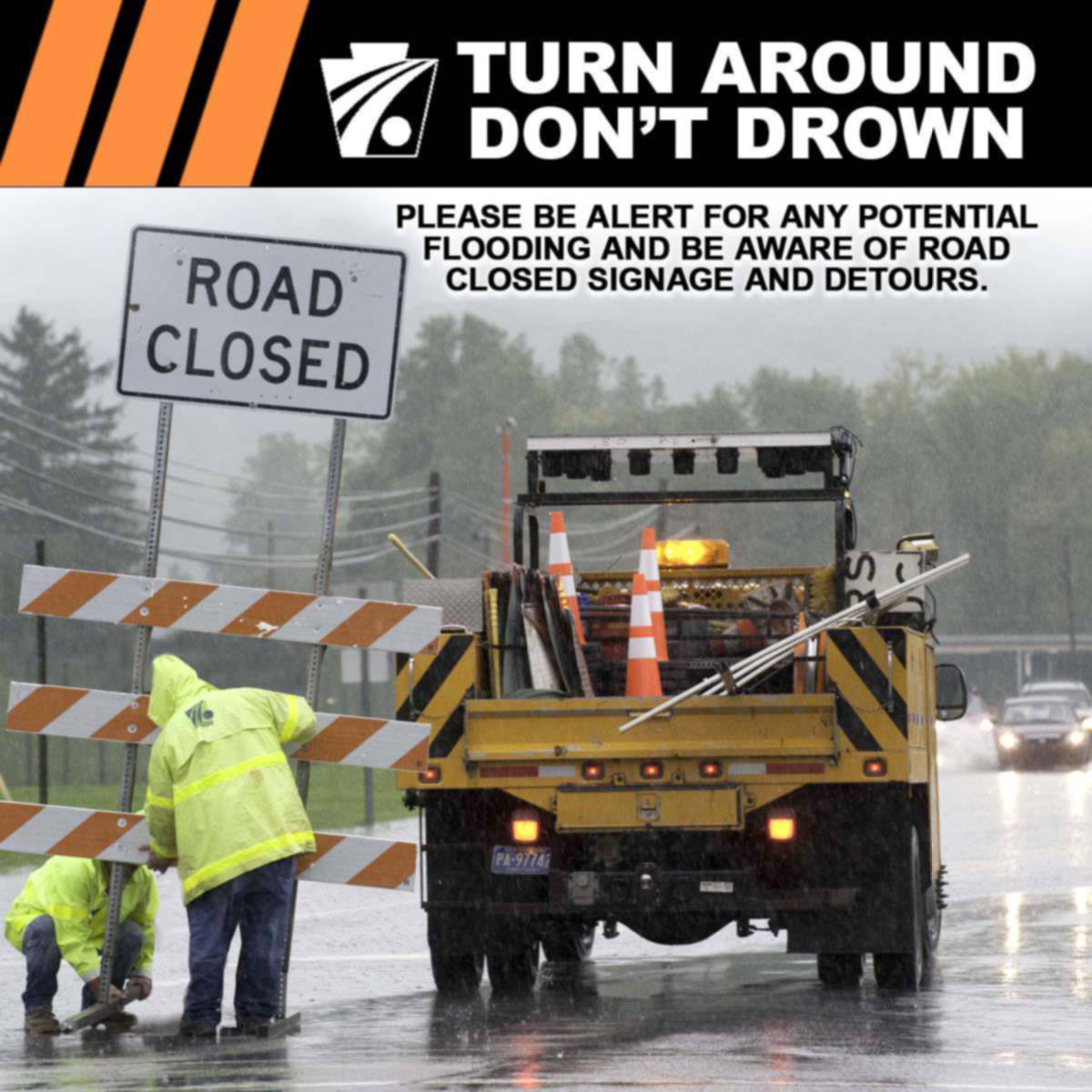 PennDOTNews's tweet photo. Heavy rains are expected across PA tomorrow into Saturday from Tropical Storm #Nicole.
🚧 Never drive on flooded roads
🚗 Drive with extra caution during periods of heavy rain
📱 Check https://t.co/zNnFMs0HFS or the free 511PA app for road conditions 

📰 https://t.co/ejljst6iVD https://t.co/yTFGcMgSCa