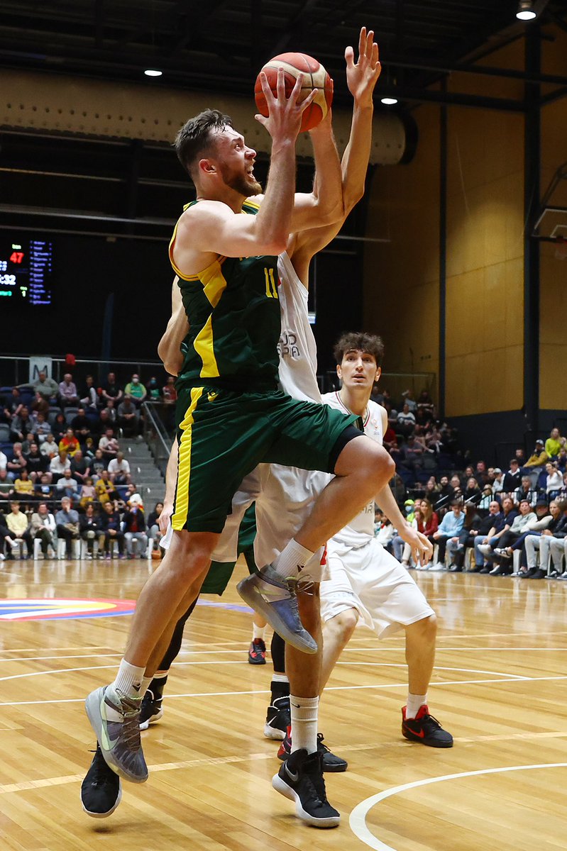 BasketballAus's tweet photo. Mike Kelly Australian Boomers Head Coach for the @FIBAWC qualifying window in Kazakhstan has named @MitchMcCarron and @Nickkay04 as co-captains. 

AUS v KAZ
📺 ESPN
⏰ 1.00am AEDT https://t.co/mQbHFOadIJ