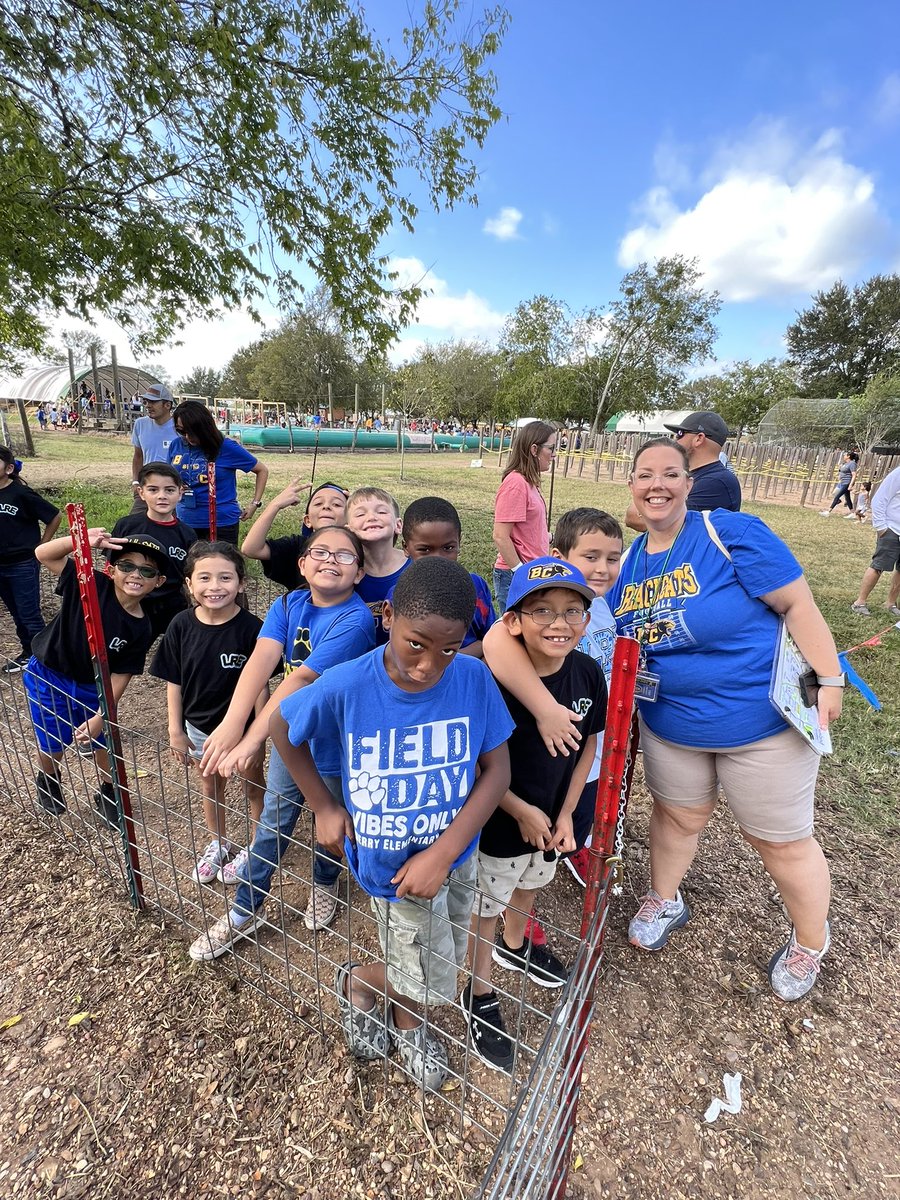 AAllenBCISD's tweet photo. Field trip Day 2. The students had a blast and I’m field trip tired. @MWendelBCISD everyone loved it. https://t.co/NEcFcHz8pE