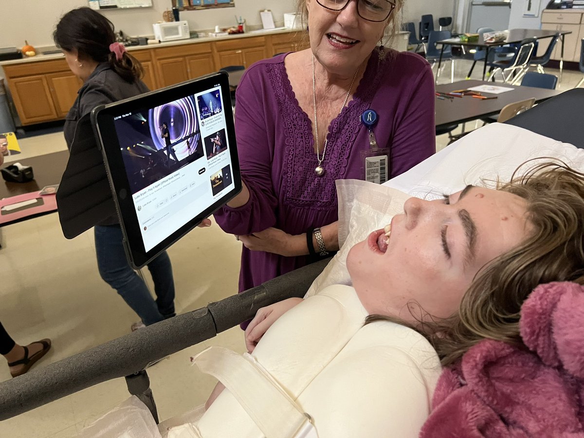 mujicareddix (@mujicareddix) on Twitter photo Our Rock Star Jade Hepper worked with the amazing team of <a href="/IrmaSlp/">Irma Flores</a> , VI teacher Chelsea Balli, and AT Specialist Audrey Powell this afternoon while using AT eye gaze to make choices, Go Jade 👏🏼!! Our Rock Star Jade Hepper worked with the amazing team of <a href="/IrmaSlp/">Irma Flores</a> , VI teacher Chelsea Balli, and AT Specialist Audrey Powell this afternoon while using AT eye gaze to make choices, Go Jade 👏🏼!!
