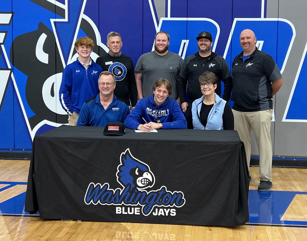 WHSBlueJays's tweet photo. Congratulations to Grant Trentmann for committing to play baseball and continue his education at Moberly Area Community College next year! Good luck on the diamond and in the classroom! https://t.co/TaMh7zmlTI