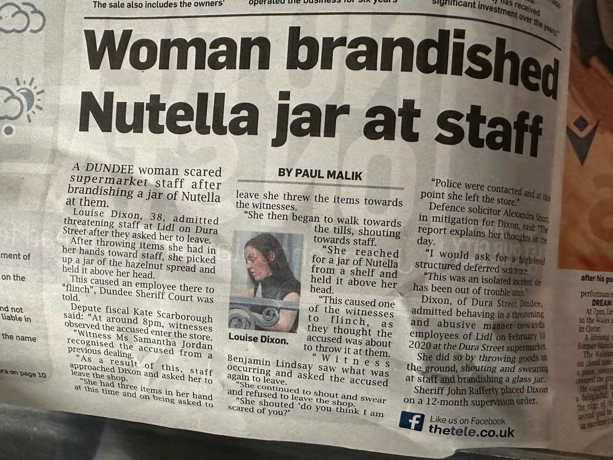 therealcrookie's tweet photo. Surely this should have been a double page 'spread'. Only joking, needs thrown behind chocolate bars. #Dundee https://t.co/aua8XNmtZN