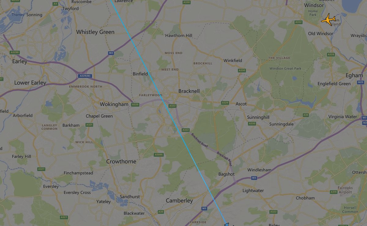 Above Bracknell Bot ✈️ (@abovebracknell) on Twitter photo 