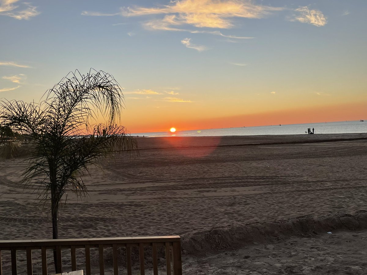 caracolcc's tweet photo. Sanlucar de Barrameda, 10 de Noviembre
#QueEspectaculo
#Morir https://t.co/Tb6St39ZhD