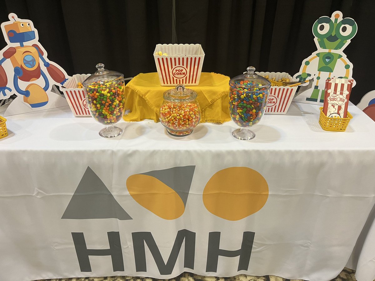 HMHNicole's tweet photo. Take a pic, grab a snack, register for our raffle and get #Into_Science with #HMH https://t.co/EO13KMNnZs