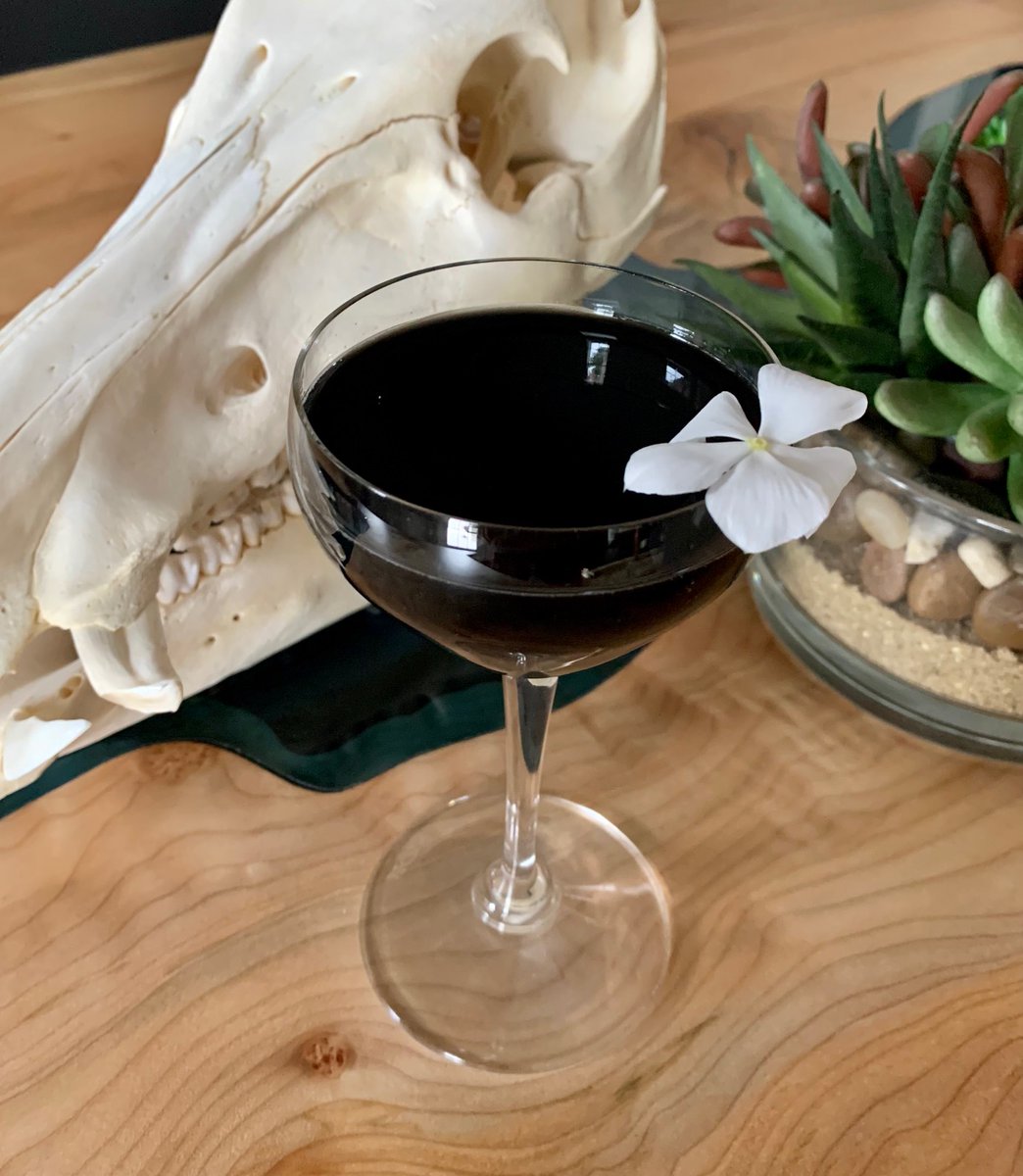 CookSavor's tweet photo. A new creation for all the barflies, AKA cocktail enthusiasts out there.
.
https://t.co/qZQHfN8GN8
.
#cocktail #DIYcocktail #mixology #cocktailporn #cocktaillounge #bartending #barman #drinkup #modernmixologist @cooksavor https://t.co/lXQWdOhbxw