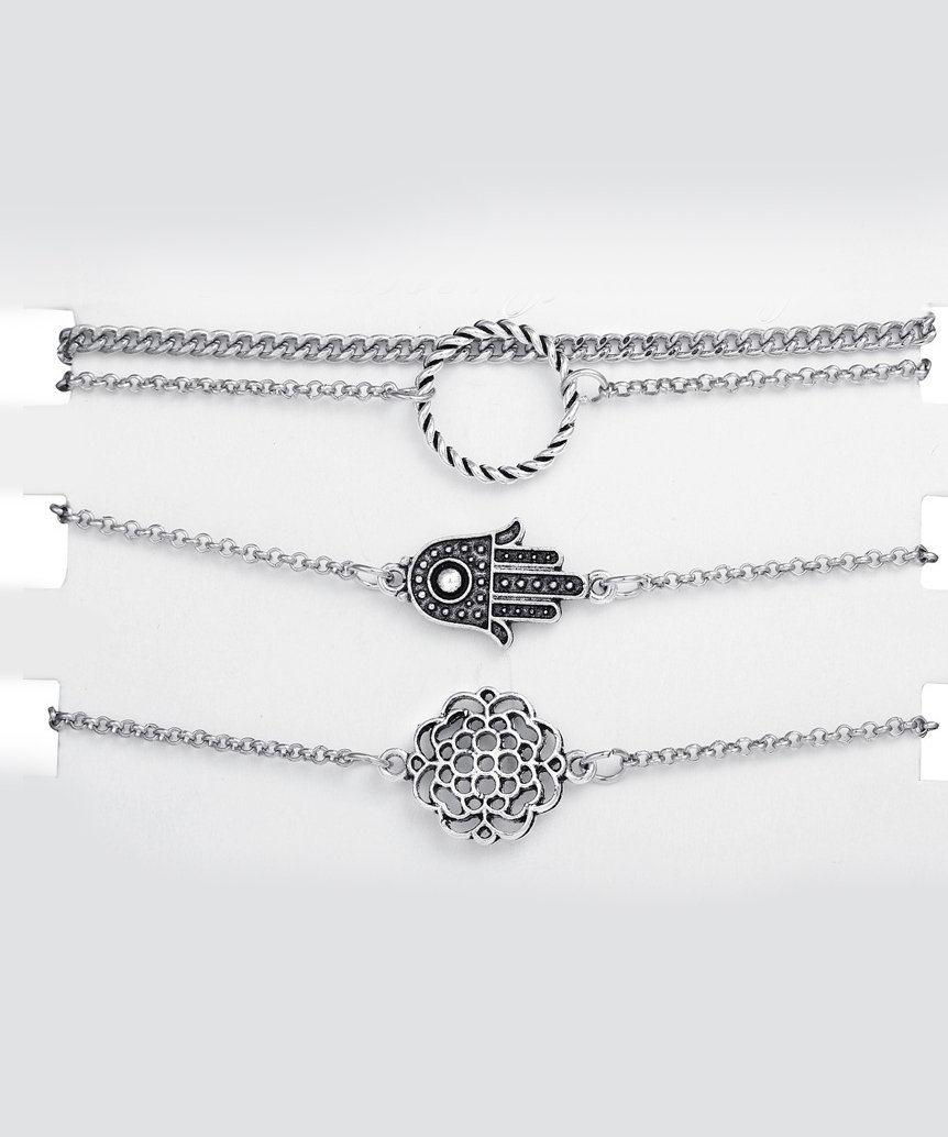 mybuzz_live's tweet photo. 4 Piece Hamsa Set 18K White Gold Plated Bracelet in 18K White Gold Plated ITALY Made https://t.co/ZY18ZjL1ql https://t.co/Lplzypkc9C