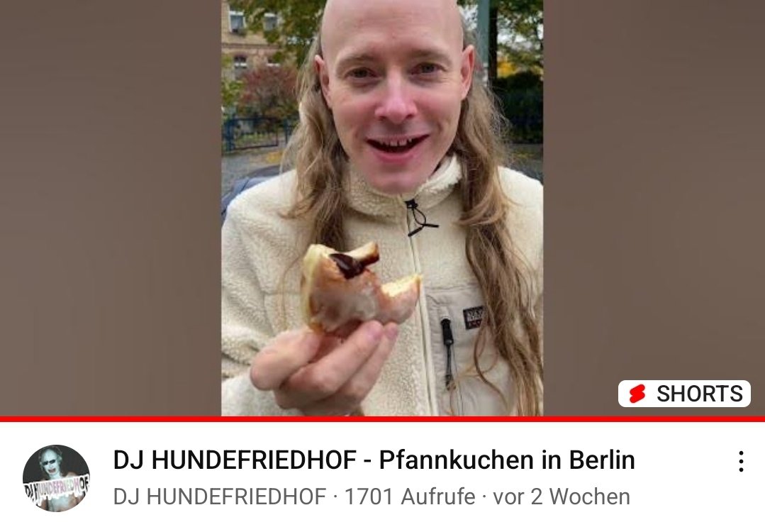 DjHUNDEFRIEDHOF's tweet photo. @roter_pander @Krawallbrause69 In Berlin gibt's super Pfannkuchen (: https://t.co/QCkVgfvC1D