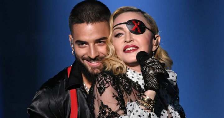 johnhannesdesa's tweet photo. @segun_yo Sin duda alguna ... algo tuvo que pagar esa venida de madonna a Colombia y no creo que fuera 💸 esa ya le sobra https://t.co/bRMNhDucYn