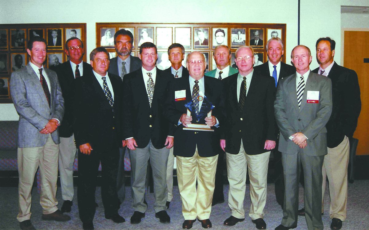 In 1999, Jack Sr. received the most prestigious award from the <a href="/FloridaTGA/">FTGA</a>. Always a team player, he brought his entire team forward to accept the Wreath of Grass award with him. 

#TBT #ThrowbackThursday #GrowingABetterWorld #Harrells #TakeCareofPeople