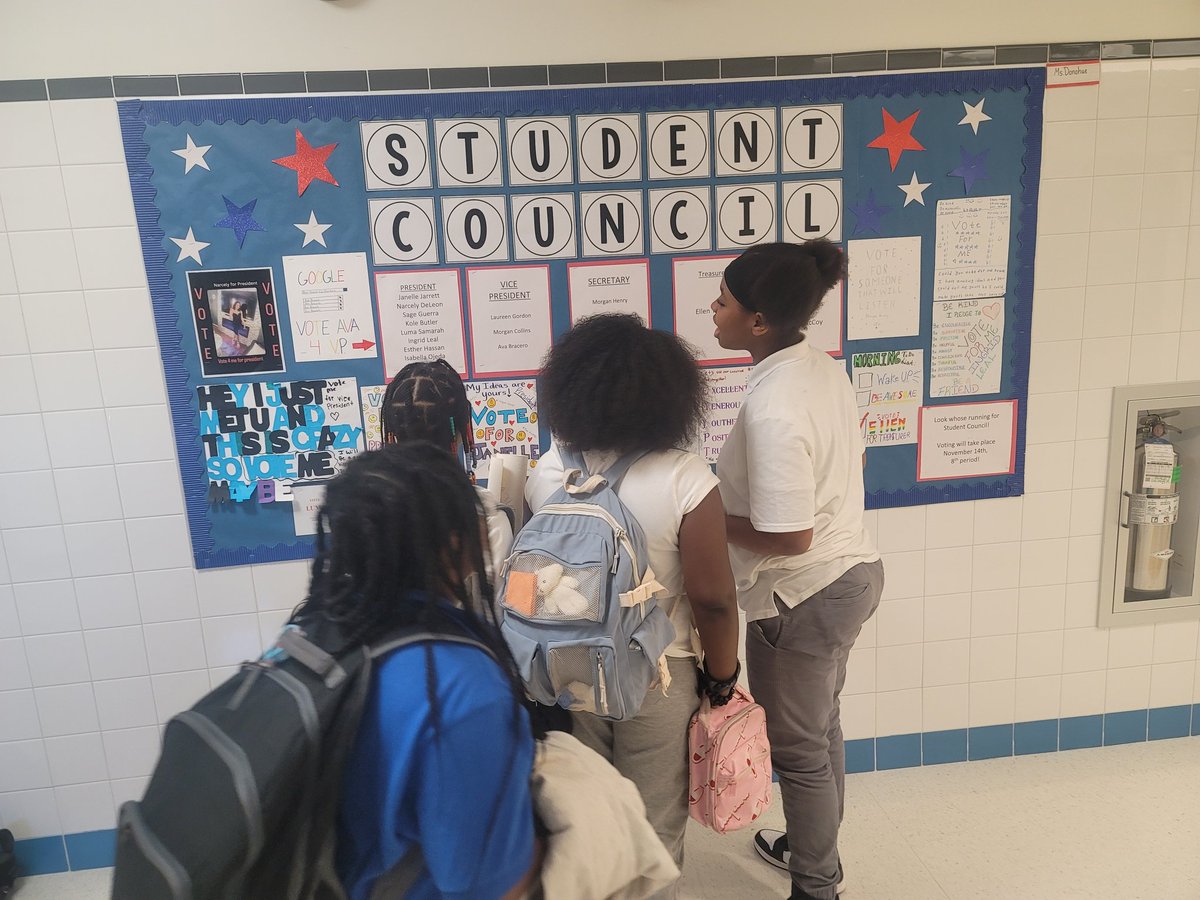 TYWLSofSI's tweet photo. Election day for TYWLS Staten Island is on November 14th! All voices will be heard and all students will cast their votes! #civics #integrity #innovation #impact @DrMarionWilson @StudentLeadNet @CChavezD31 https://t.co/gGZqB2aph5