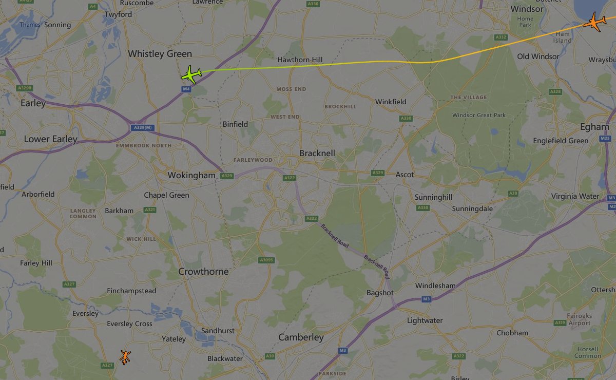 🇪🇸 EC-NCM #IBERIA #IBE31RR LHR-MAD: 2.8mi away heading W, travelling 282mph @ 7900ft #Heathrow #Departure [Iberia - Lineas Aereas De Espana - #AIRBUS A320-251N] [76 Tracked Flights @ 05:34:12 PM] #AboveBracknell #RG12 #RG42 #ADSB I've seen this aircraft 79 times before!