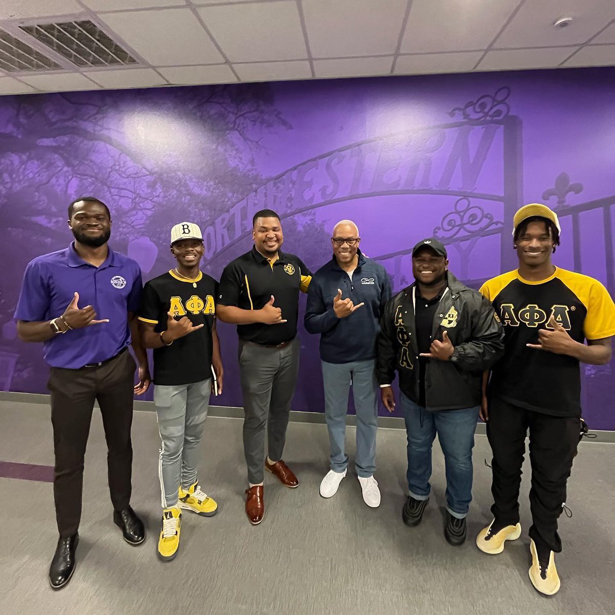 ThetaChiAlphas's tweet photo. Special thanks to @NSULA_SGA on hosting our brother Jay Harris @JayHarrisESPN. He spoke on the importance of voting, how college students can get involve in their community and how to make a major impact at our current age. 

Remember YOUR VOTE MATTERS!

#vphp #APA1906Network https://t.co/t6FwG2NpVM
