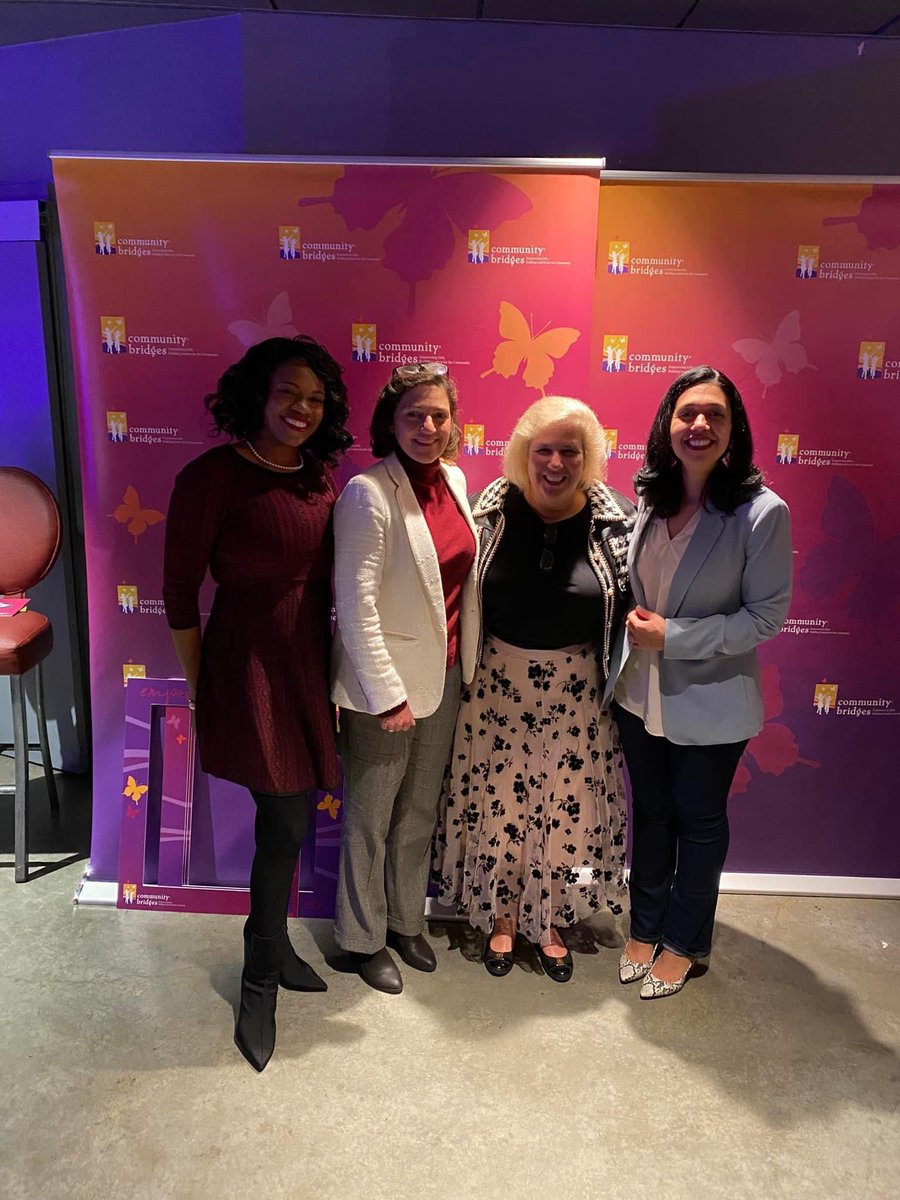 <a href="/amfriedson/">Andrew Friedson</a> <a href="/CB_EmpowerGirls/">Community Bridges</a> <a href="/EvanMGlass/">Evan Glass</a> @KateforTakoma <a href="/NataliFGonzalez/">Natali Fani-González</a> @LaurieASayles <a href="/sbabethomas/">Shannon Babe-Thomas</a>