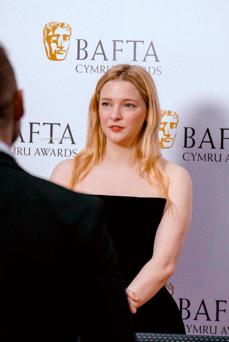 Morfydd Clark Updates on Twitter: "📸 Morfydd Clark at the BAFTA Cymru