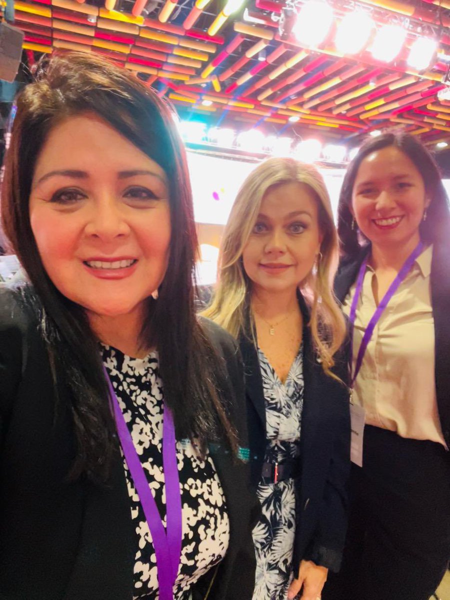 elaforde's tweet photo. Mujeres en tecnología 💪🏻 ahí estamos en Cumbre Ministerial de #TransformacionDigital en las  #Américas con @Maritzayesenia7 https://t.co/M6U09IiFo4