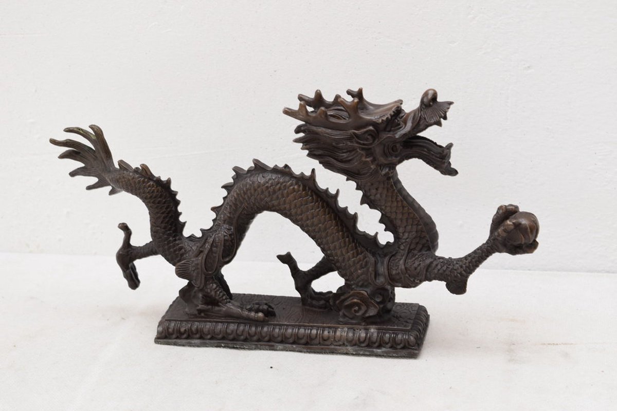 ProjectKalahari's tweet photo. Realistic Japanese Dragon Bronze Sculpture Dragons Figure Oriental Sculpture Figurine Amazing Gift Idea Home Garden Decor
 #Realistic #Dragons #home #idea #decor #Bronze #SculptureFigurineAmazing #Garden #Dragon #gift #DekorStyle #EtsySeller

👉https://t.co/WyD9t4cU1h https://t.co/P96Do5Wi2Z