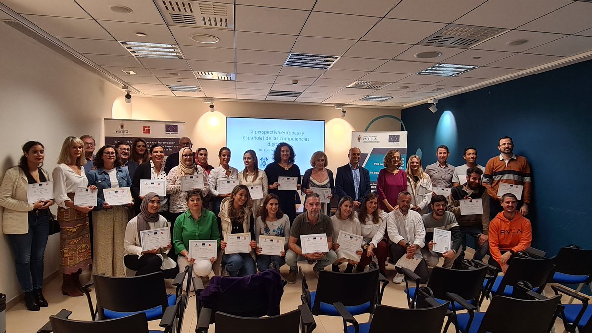 ondaceromelilla's tweet photo. En estos momentos, el Salón de Actos del Centro Tecnológico en TIC acoge el acto de clausura del segundo programa de formación para la acreditación internacional de manejo de ordenador para la ciudadanía (ICDL) en el marco de los fondos FEDER.https://t.co/ubN3MTUa5y https://t.co/IBfMxUhu4m