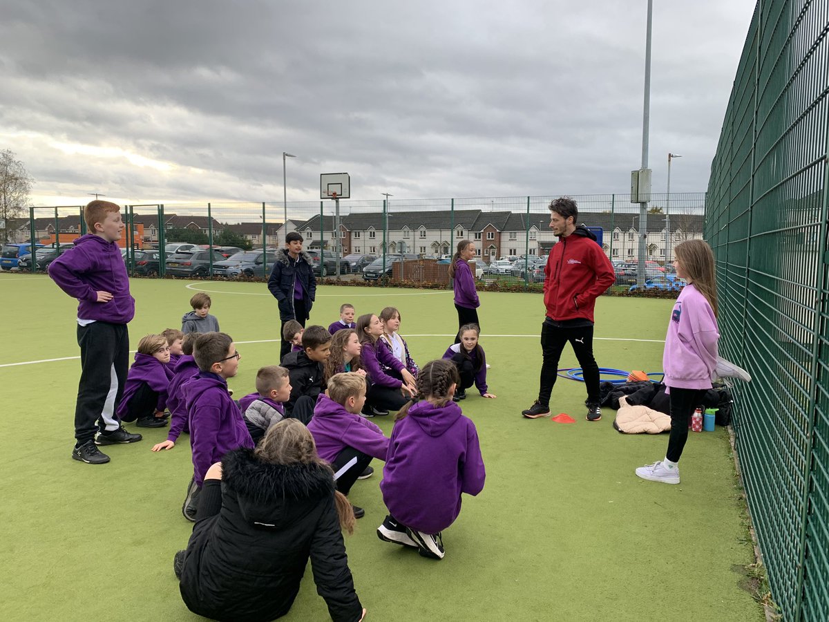 Mrs Robertson tweet media