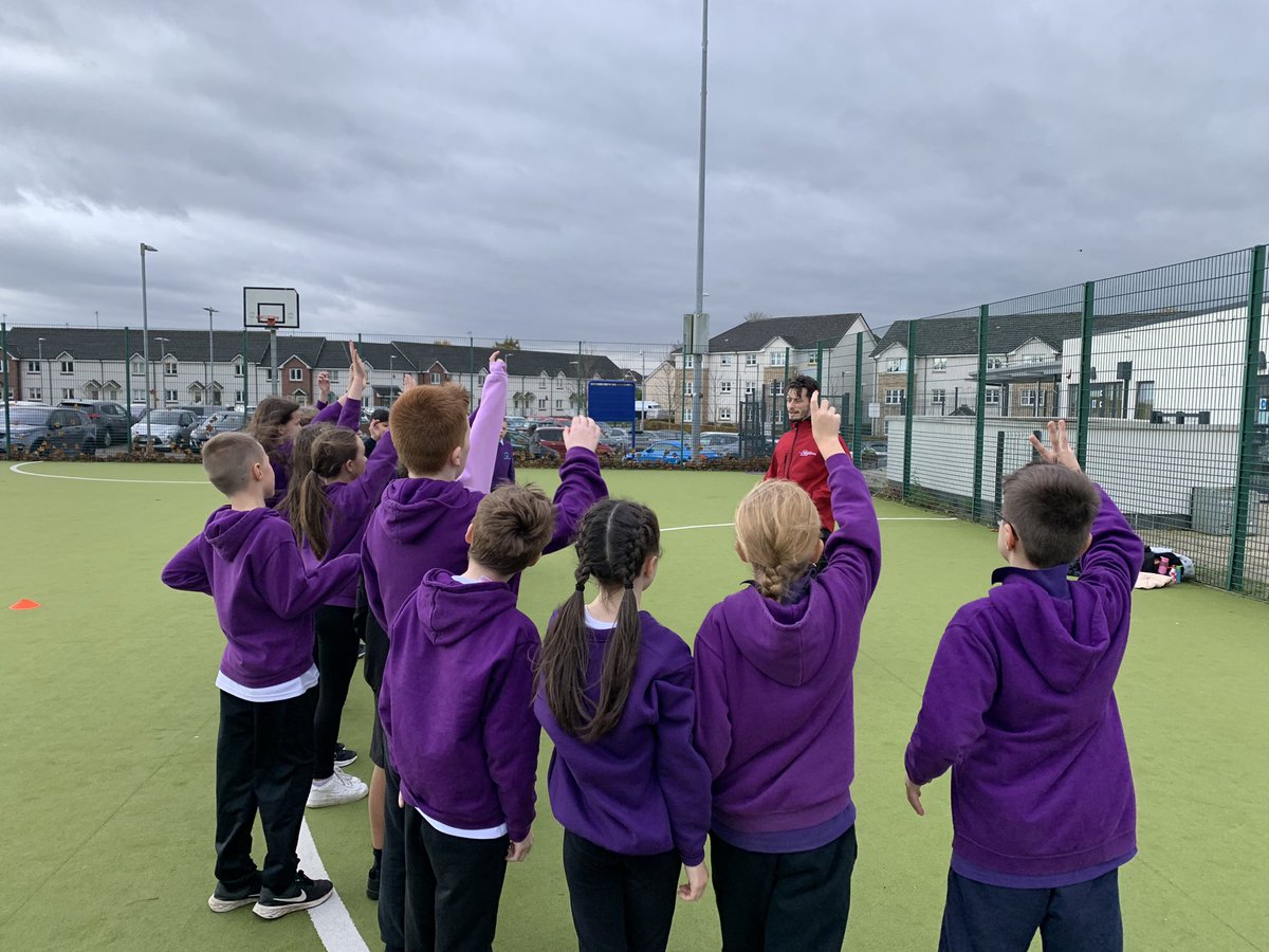 Mrs Robertson tweet media