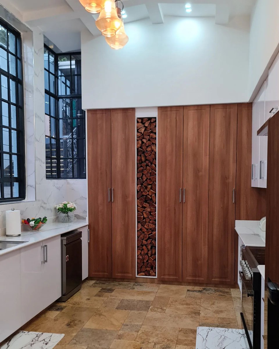 FineUrbanKE's tweet photo. @FineUrbanKE
——
fine_urban_co_interiors_ltd A kitchen with a burst of freshness 🌿
.
#Kherson #kitchen https://t.co/A9LNlfGiTt