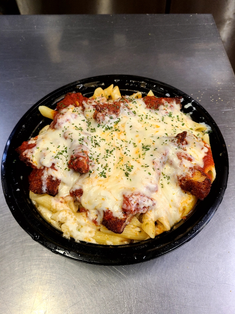 pizzeria260's tweet photo. Chicken Parmesan Baked Ziti
Order online @ https://t.co/AhdZoKCsIJ and get 10% OFF + Free delivery! Thank you for your loyalty and trust.
#chickenparm #food #foodie #chicken #chickenparmesan #chickenparmigiana #chickenbreast #eatlocal #EatLocalBuyLocal #southie #southboston https://t.co/iVYiatxM7x