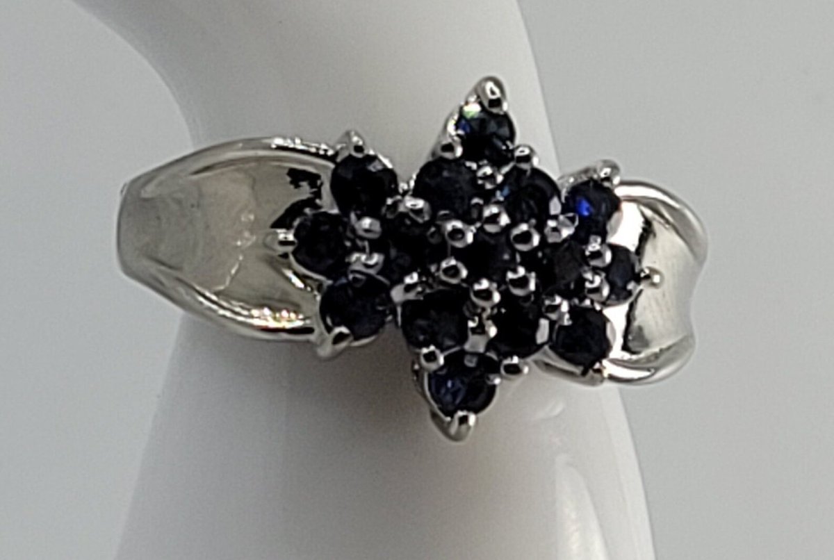 ProjectKalahari's tweet photo. apphire Cocktail Ring | Vintage Sterling Silver Ring | Blue Gemstone Statement Ring | 5th Anniversary | September Birthstone Gift for Her
 #5th #Anniversary #Vintage #Sapphire #GemstoneStatementRing #ring # #Silver #EastVillageBangles #EtsySeller

👉https://t.co/68HgzdryEK https://t.co/PmoSHNjETd
