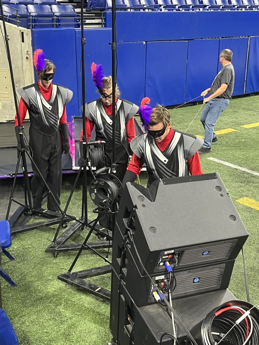 MrDYeager's tweet photo. The @MilfordBands is on deck.  Show time is 1:00 pm. Let’s go Eagles!  @MilfordHsEagles @MilfordFineArts https://t.co/2TK6ptSrMk